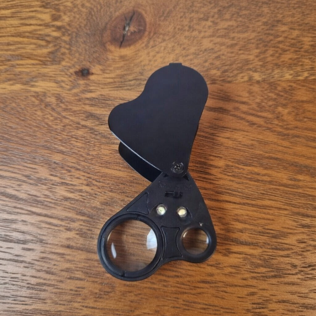 Coin Loupe Magnifier BLACK - Couch Collectibles